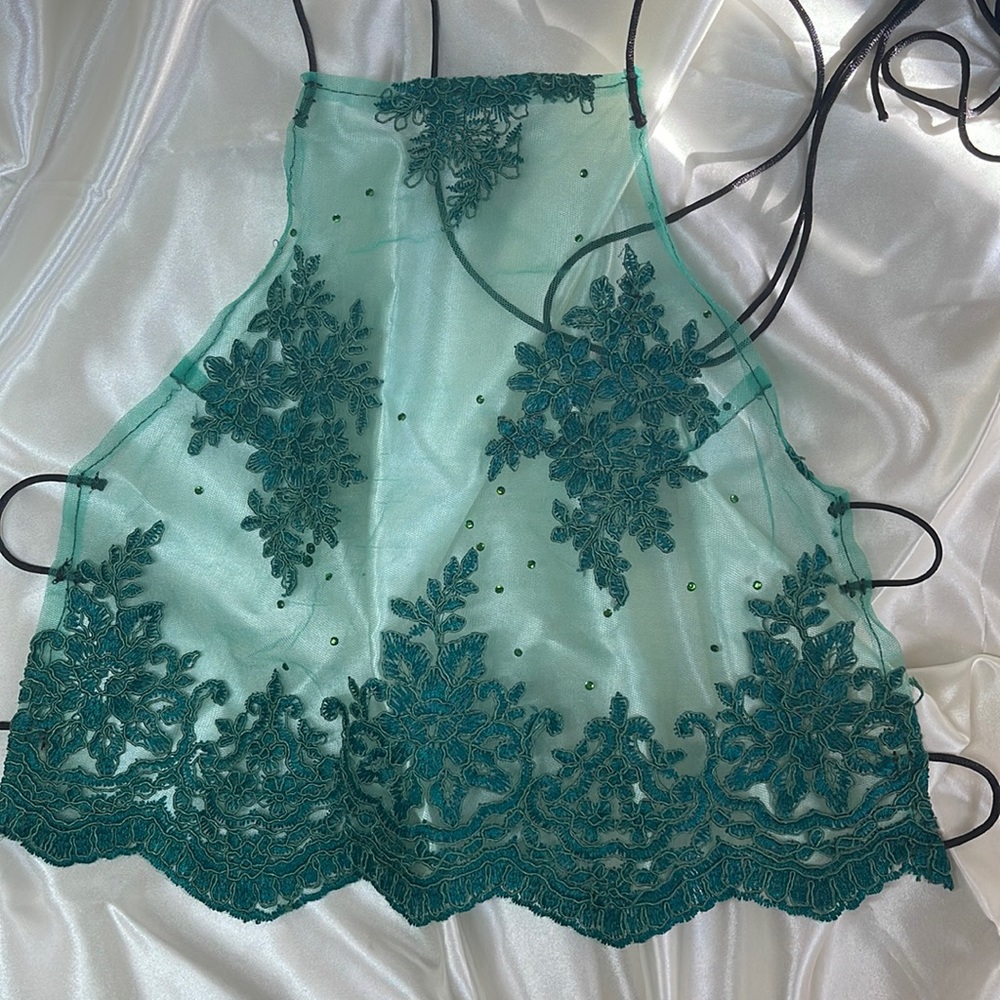 Magical wonderland top